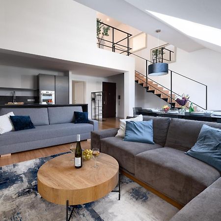 Two-Level Apart With A Terrace Near The Vltava River Prague Ngoại thất bức ảnh