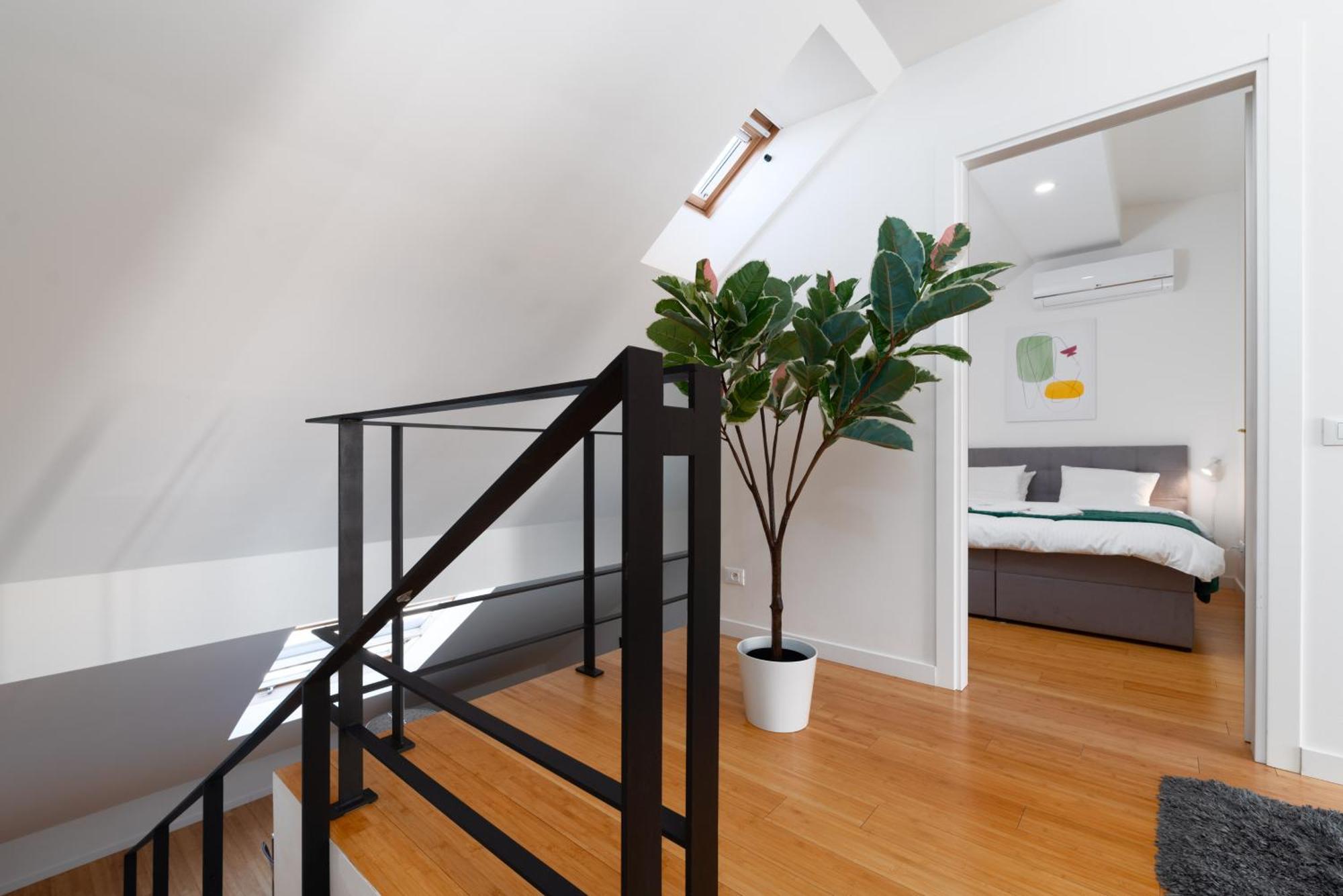 Two-Level Apart With A Terrace Near The Vltava River Prague Ngoại thất bức ảnh